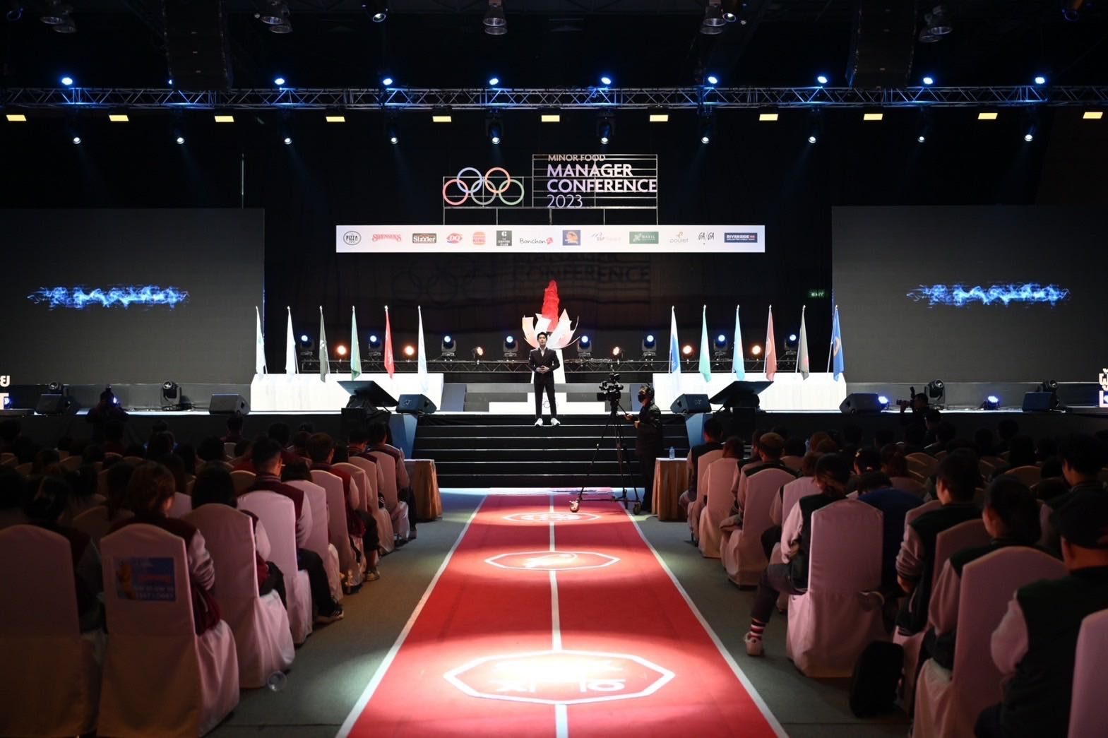 บรรยายบนเวที Minor Food Manager Conference 2023